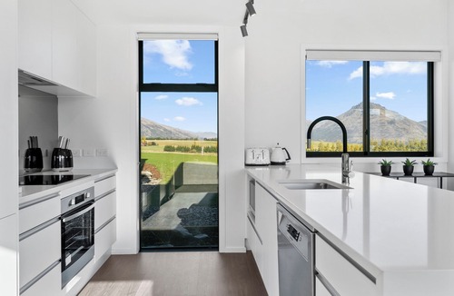Jacks Point House | A Remarkable Stay - Jack's Point Holiday Home