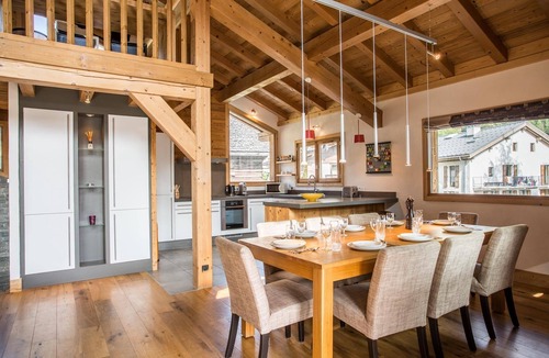 Montroc Ski Chalet | A superb new 5-star chalet — tastefully furnished