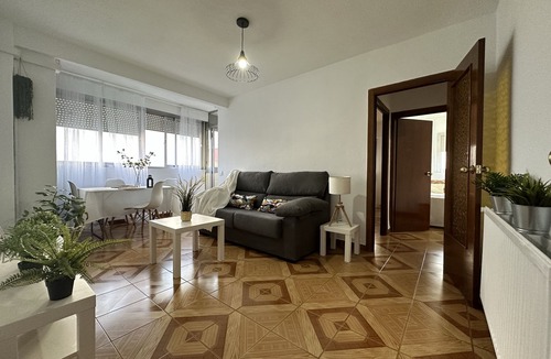 Villaverde Apartment | ¡A tan Solo 15 Minutos del Centro de Madrid!, Magnifico Apartamento
