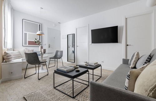 San Diego Apartment | (A1) Maderas 1