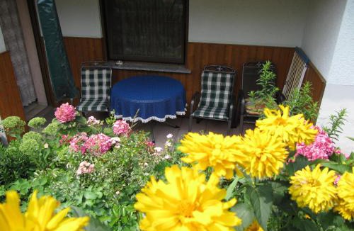 Zapfendorf Apartment | Abendstille am Obstgarten mit Terrasse