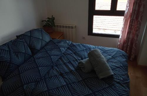 Abena Apartment | Acogedor apart en Sabiñánigo, tu base en el Pirineo