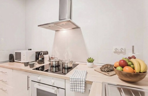 Esquerra de l'Eixample Apartment | Acomodis Apartments - Nice 24-Bedroom Group Flat 12-Baths | Sleeps up to 46