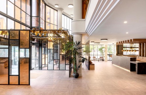 Las Acacias Hotel | Acta Pirámides