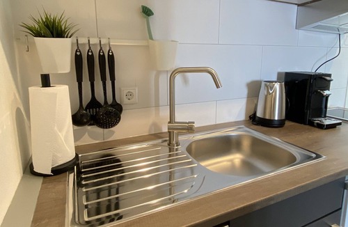 Koetz Apartment | ADN Apartments XL, Minimalist & Modern