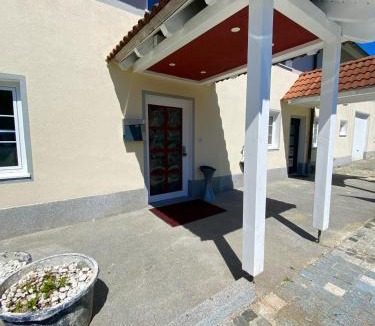 Koetz Apartment | ADN Suites - NETFLIX - modern and smart