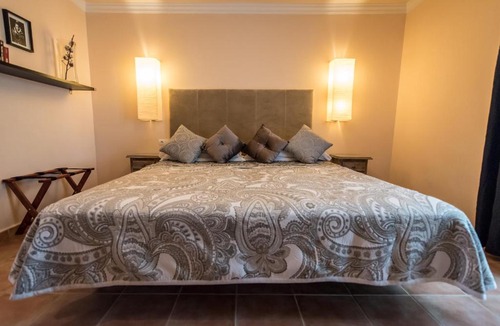 Zahara de la Sierra Hotel | Al Lago