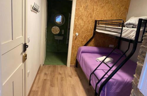 Arzua Hostel | Albergue O Santo
