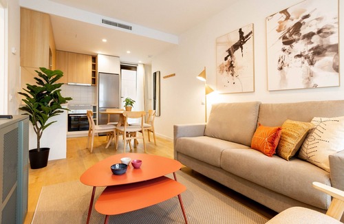 Ciudad Lineal Apartment | Alcala Terrace III apartament in Madrid