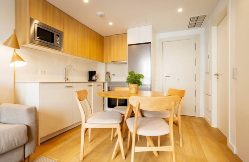 Ciudad Lineal Apartment | Alcala X apartament in Madrid