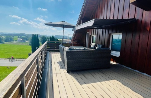 Argenbuhl Apartment | Allgäunest Apartment with Mountain View, Private Terrace and Wi-Fi