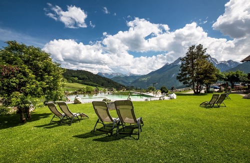 Ramsau bei Berchtesgaden House | Almchalet Salz-Stub'n, 1-6 Personen, 107 qm, Dusche/WC + Bad/WC, Balkon+Terrasse, TV, W-LAN, Wärmekabine, 3 Schlafzimmer