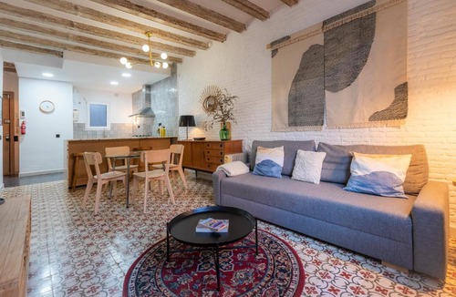 Sant Antoni Apartment | Almodovar Apartment Barcelona