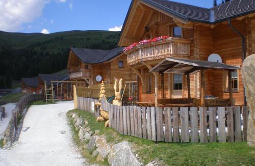 Lachtal Ski Chalet | Almrauschhütte Markus
