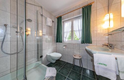 Mittenwald Apartment | Almroeserl