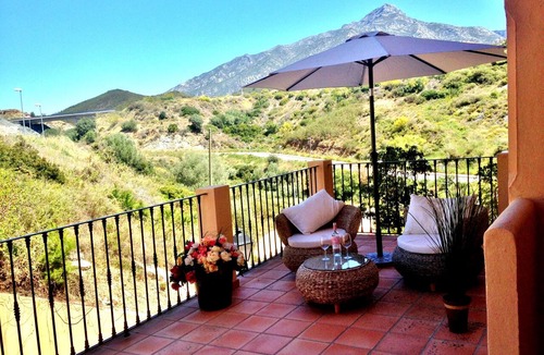 Marbella Apartment | Aloha Hill Club Golf & Spa Resort
