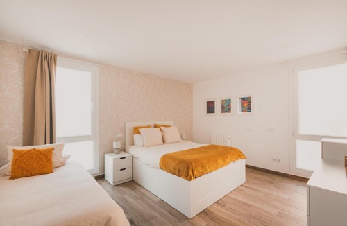 Villa de Vallecas Apartment | Alojamiento en Santa Eugenia A