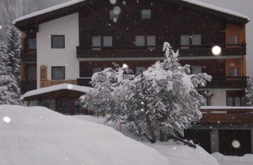 Laehn House | Alpenhof "alt Lähn"