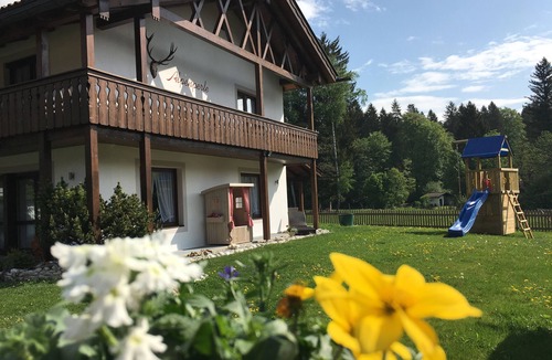Untergrainau House | ALPENPERLE - Dream Alpine Holiday Home - NEW - Panoramic View - Top Location - 9 People