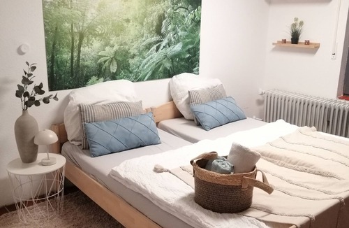Gruenenbach Apartment | Alpenzeit Grünenbach - cozy, free parking, balcony and bathtub