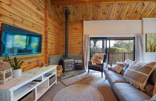 Closeburn House | Alpine Hideaway - 2 bedroom