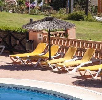El Faro Apartment | Alta Loma 2 by Rafleys - Modern 1BR Apartment with Stunning Views