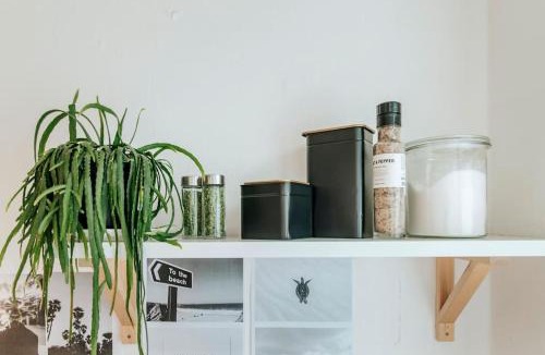 Mitte Apartment | Altbautraum! 2 Zimmer mit 24h Check-in