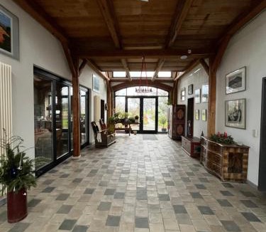 Schmorsdorf Apartment | Alte Scheune Rietzschelhof mit Pool