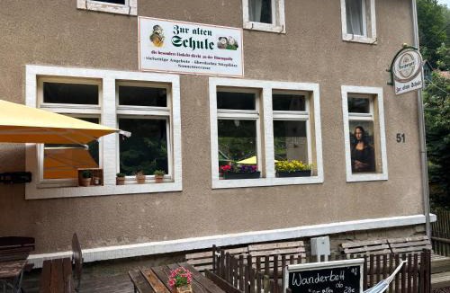 Schmilka Hostel | Alte Schule