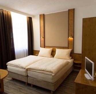 Altstadt Hotel | Altstadthotel PIAZZA