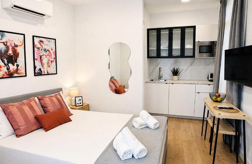 Villaverde Apartment | Amaya