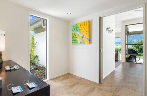 Lower Shotover House | Amberley Retreat | Tranquil retreat | Mountain views | Alpine Paradise