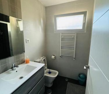 Pueblo Nuevo Apartment | Amplio y cómodo apartamento en Ciudad Lineal