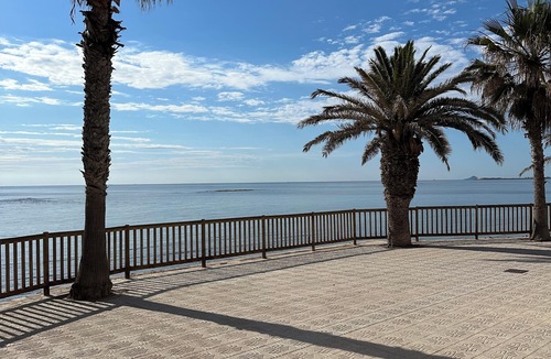 Pilar de la Horadada House | An Oasis Just 6M from the Sea in El Mojón: Ideal for Retirees and Remote Work