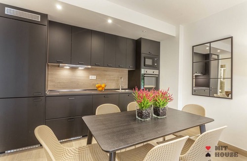 Atocha Apartment | Antonio Lopez III apartment in Madrid