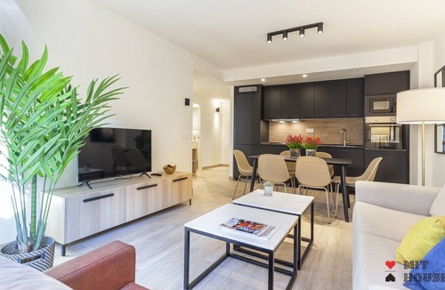 Atocha Apartment | Antonio Lopez XV apartment in Madrid