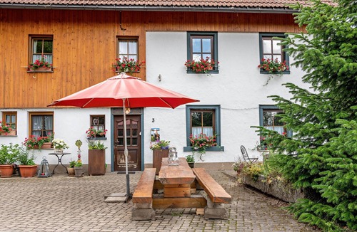 Brigach Apartment | Apartment 'Fichte' with Shared Terrace, Shared Garden and Wi-Fi