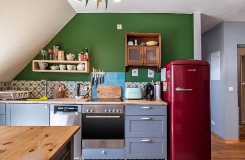 Eisenbach Apartment | Apartment 'Rotkäppchen' with Shared Garden and Wi-Fi