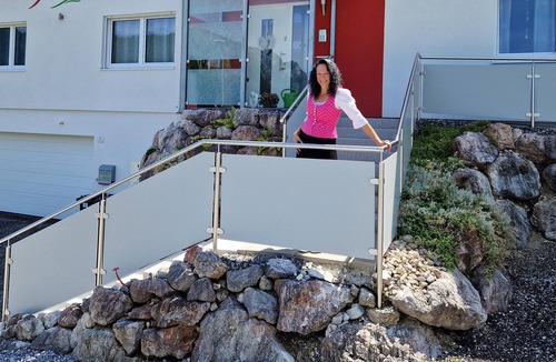 Vils Apartment | Apart Diana - new vacation home - App. “Rossberg” with Mountain View, Wi-Fi & Balcony