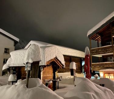 Saas Almagell Apartment | Apart-hotel Channa