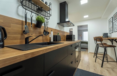 Hamm-Heessen Apartment | Apart79 Modern Industrial Design 3Room with Terrace and Garden Free Parking