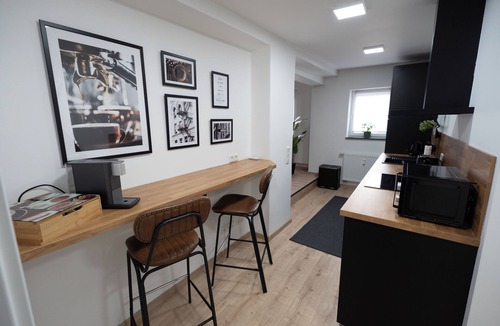 Hamm-Heessen Apartment | Apart79 Modern Industrial Design 3Room with Terrace and Garden Free Parking