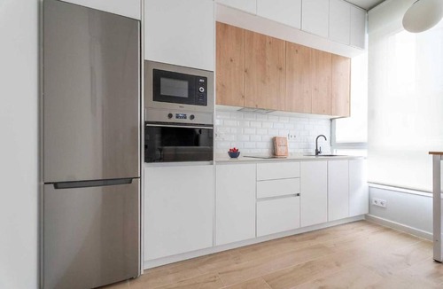 Cotos Apartment | Apartamento 2 - Premium en Castellana - 4 Torres