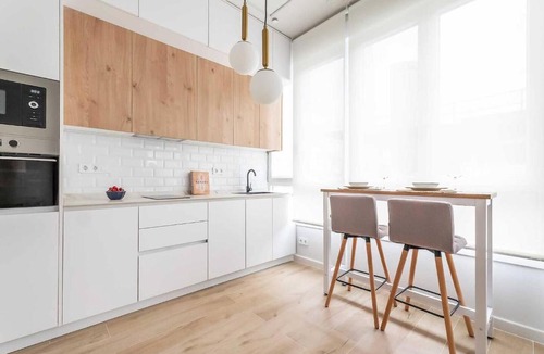 Cotos Apartment | Apartamento 2 - Premium en Castellana - 4 Torres