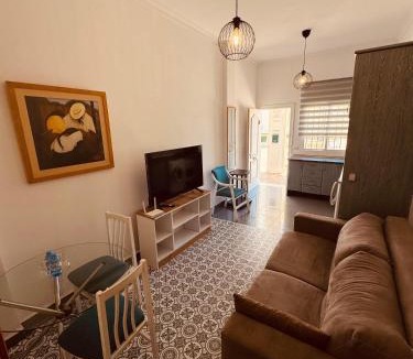 Torremolinos Apartment | Apartamento Bajondillo Cozy Inns