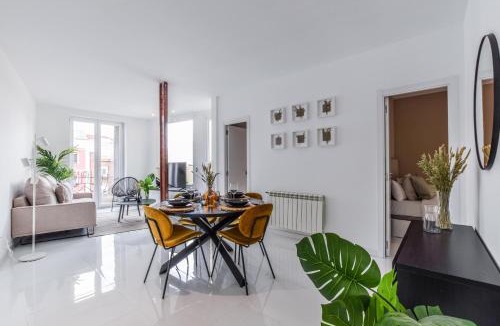Las Acacias Apartment | Apartamento Embajadores VI