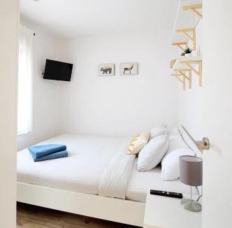Abena Apartment | Apartamento moderno al pie de los Pirineos