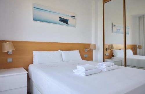 Rejas Apartment | Apartamento moderno en Barajas