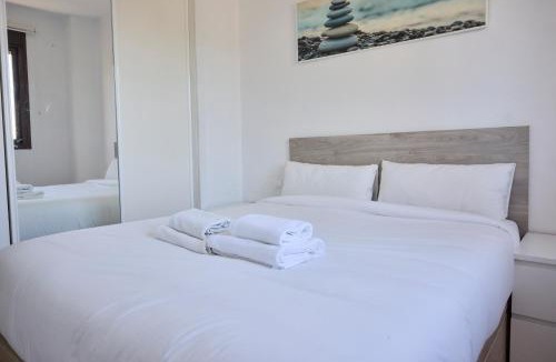 Rejas Apartment | Apartamento moderno en Barajas