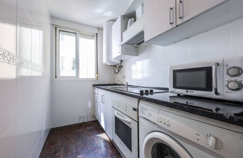 Embajadores Apartment | apartamento reformado en lavapies para 6 de alquiler temporal